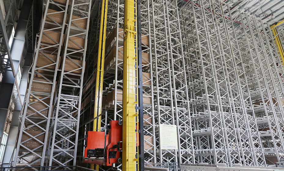 高密度存儲(chǔ)，實(shí)現(xiàn)“貨找人”式揀貨