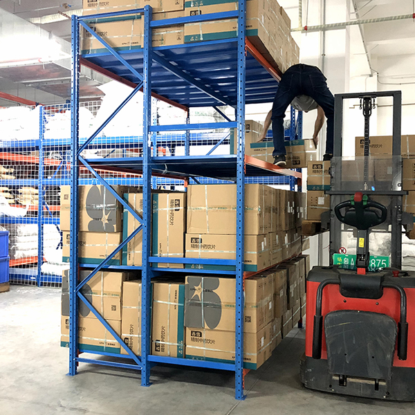 塘廈輕型倉(cāng)儲(chǔ)貨架