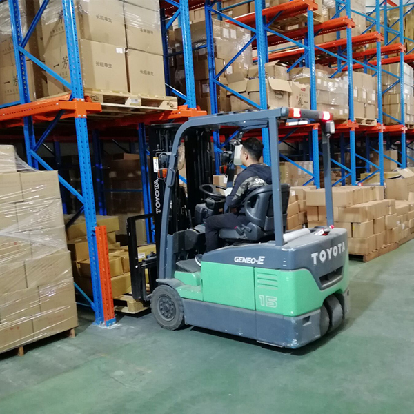 倉儲(chǔ)倉庫鋼制重型貨架